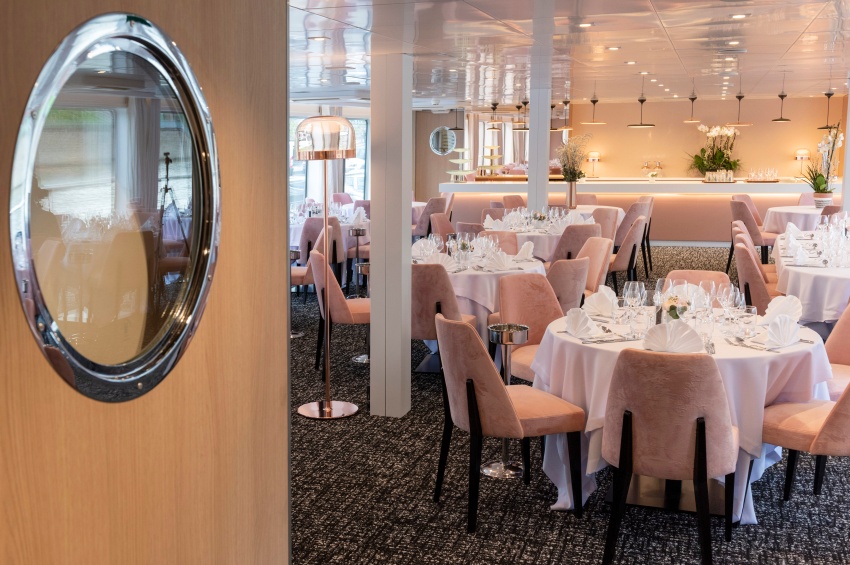 renoir restaurant